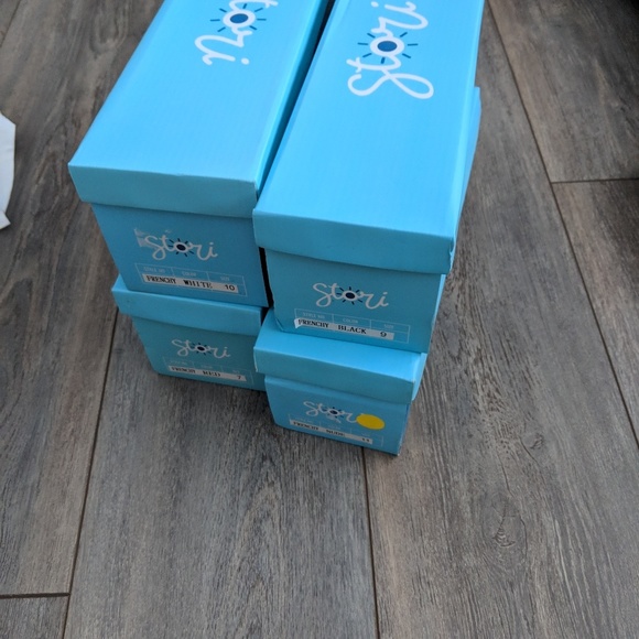 Tonight only! Stori Nude jelly bow sandal - Picture 2 of 6